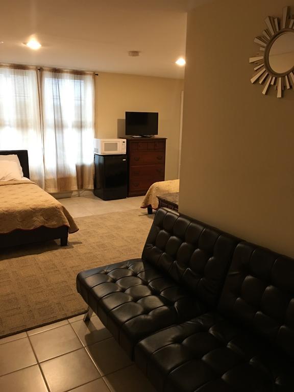 Misquamicut Beach Front Inn Westerly Zewnętrze zdjęcie