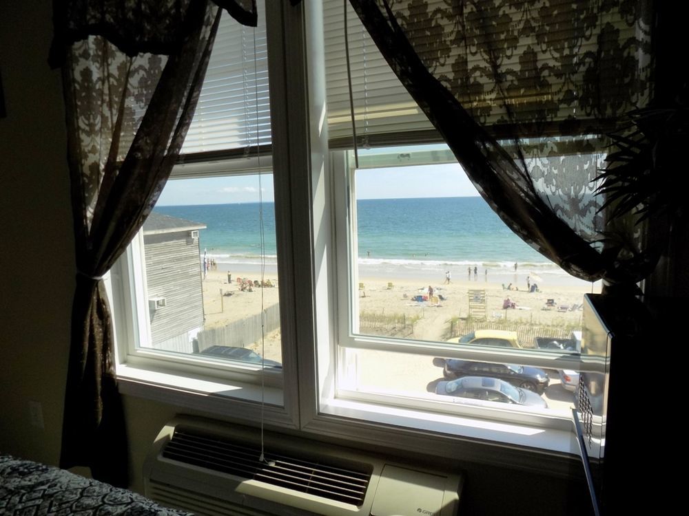Misquamicut Beach Front Inn Westerly Zewnętrze zdjęcie