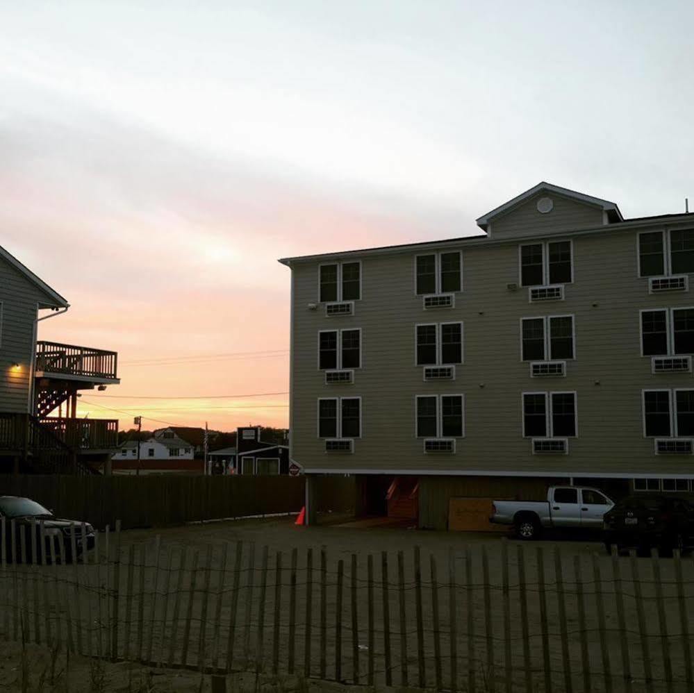 Misquamicut Beach Front Inn Westerly Zewnętrze zdjęcie