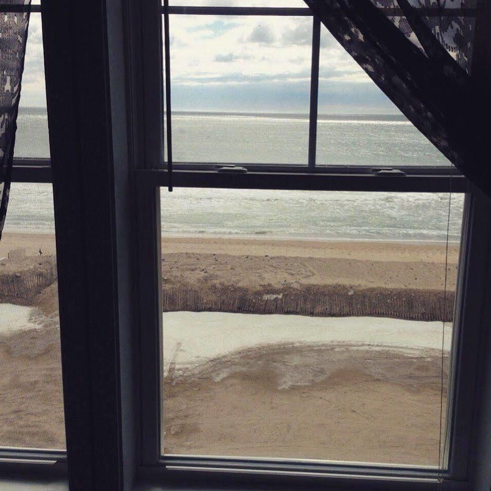 Misquamicut Beach Front Inn Westerly Zewnętrze zdjęcie