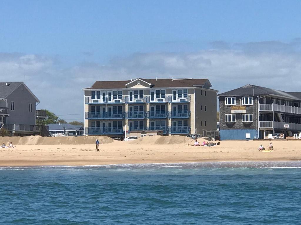Misquamicut Beach Front Inn Westerly Zewnętrze zdjęcie